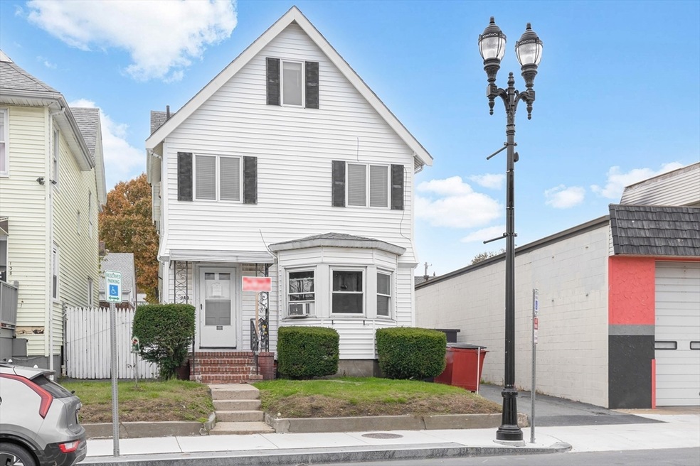 140 Ferry St unit 2, Everett, MA 02149 - photo 1