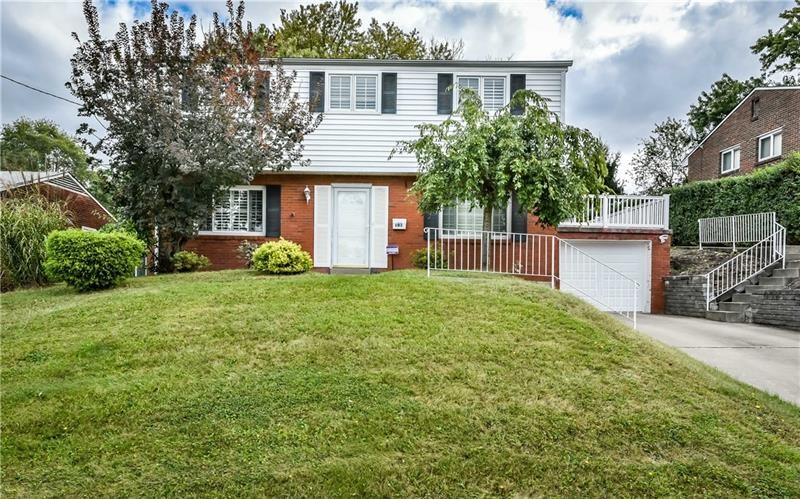 Stylish multi level in desirable Greentree neighbo