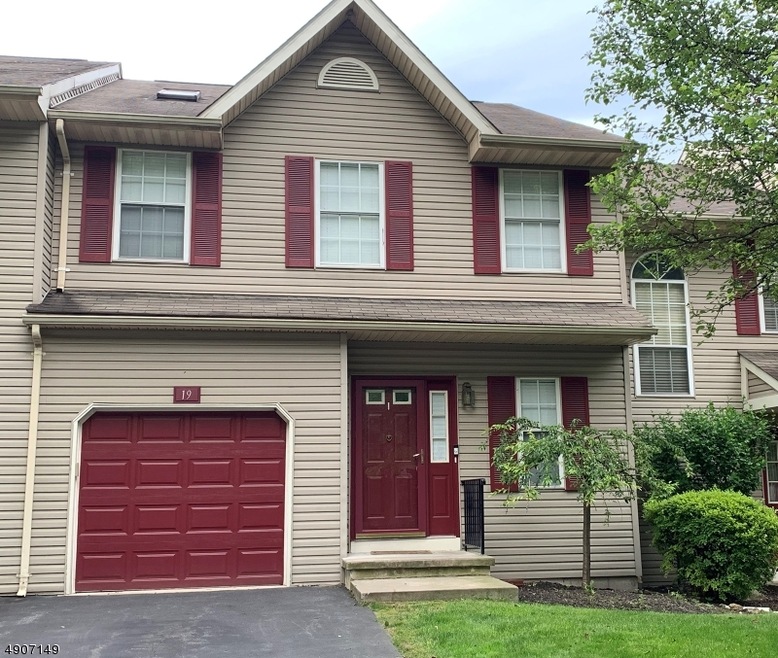 19 Pinehurst Dr unit 1907, Washington, NJ 07882 - photo 1