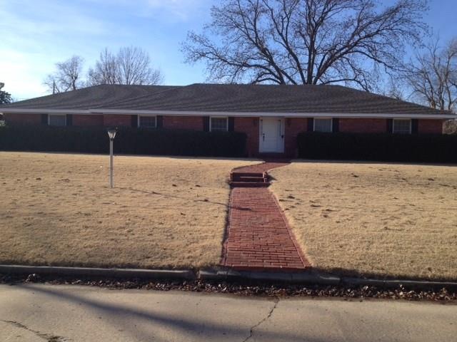 Home located on corner of 4th and Date Streets one