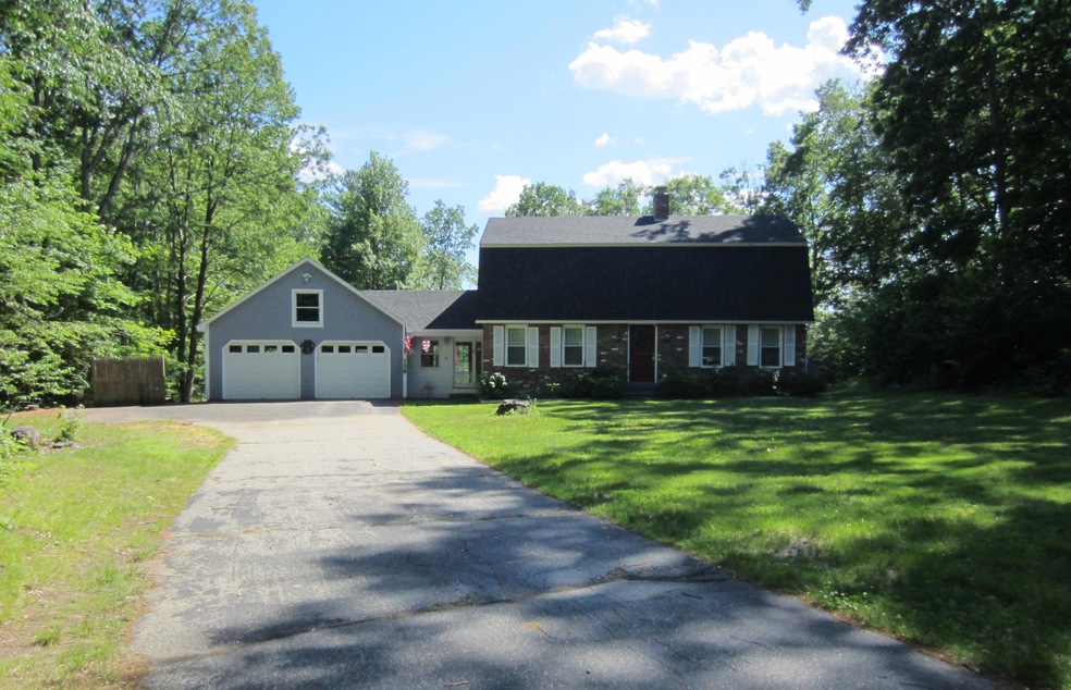 138 Westview Dr, Sanford, ME 04073 - photo 1