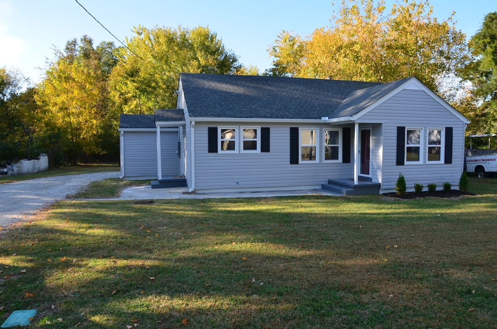 608 Polk St, Manchester, TN 37355 - photo 1