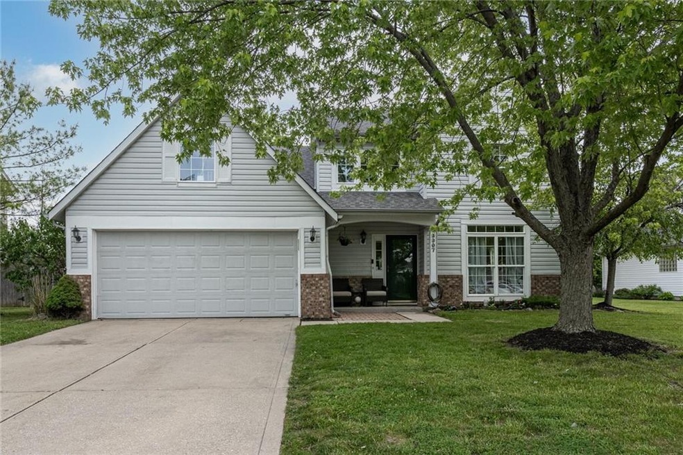 9907 Cranberry Cir, Fishers, IN 46038 - photo 1