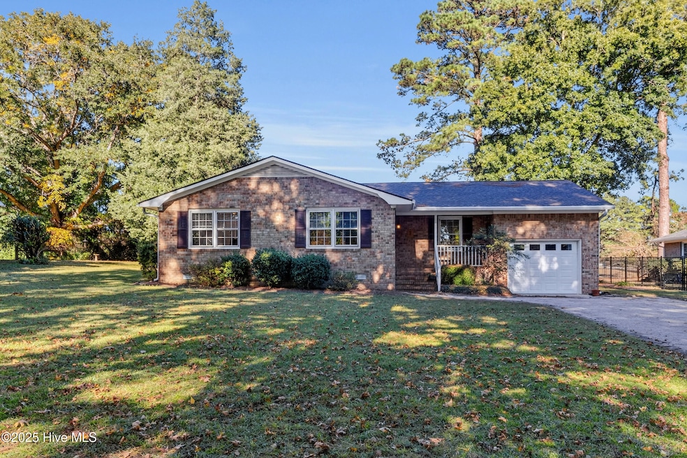 259 Shoreline Dr, New Bern