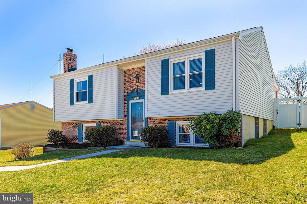 222 Tamarack Way, Brunswick, MD 21716 - photo 1