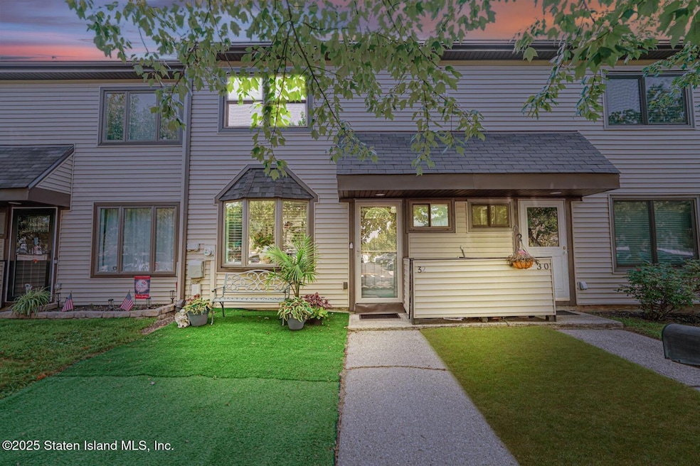 32 Gervil St, Staten Island, NY 10309 - photo 1