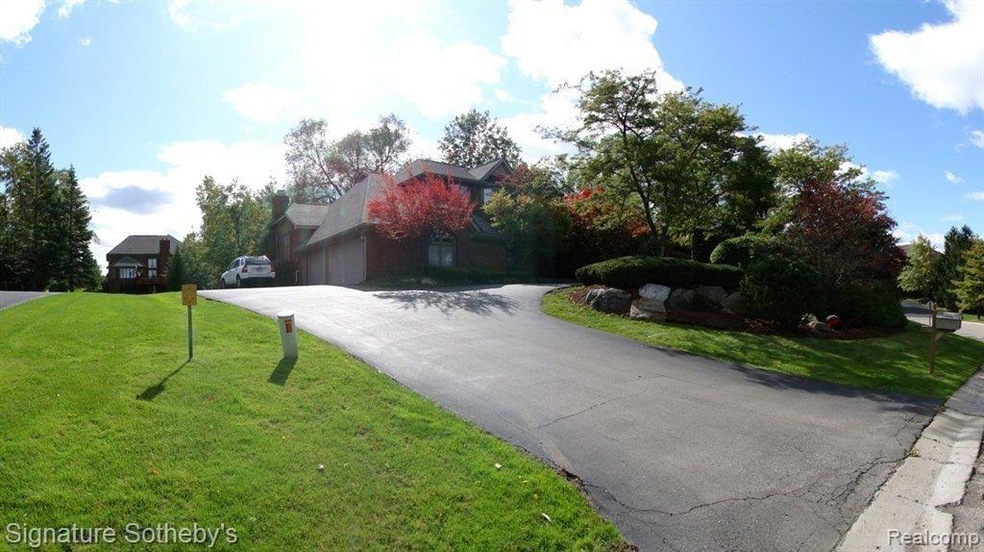 2942 Chestnut Run