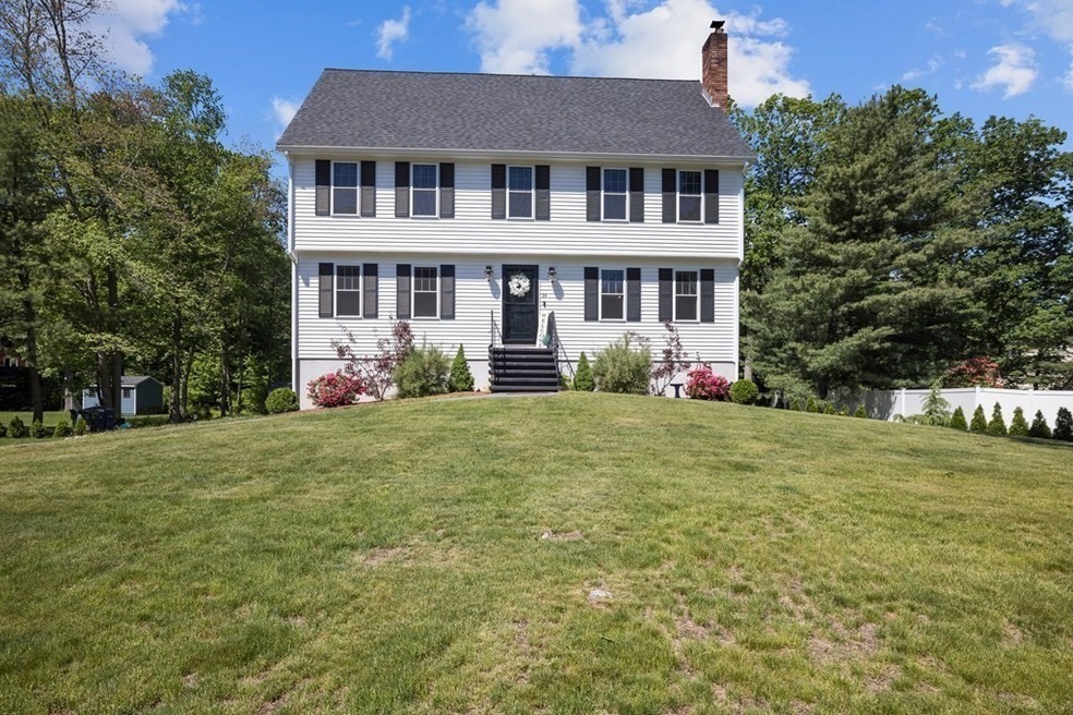 24 Towpath Dr, Wilmington, MA 01887 - photo 1