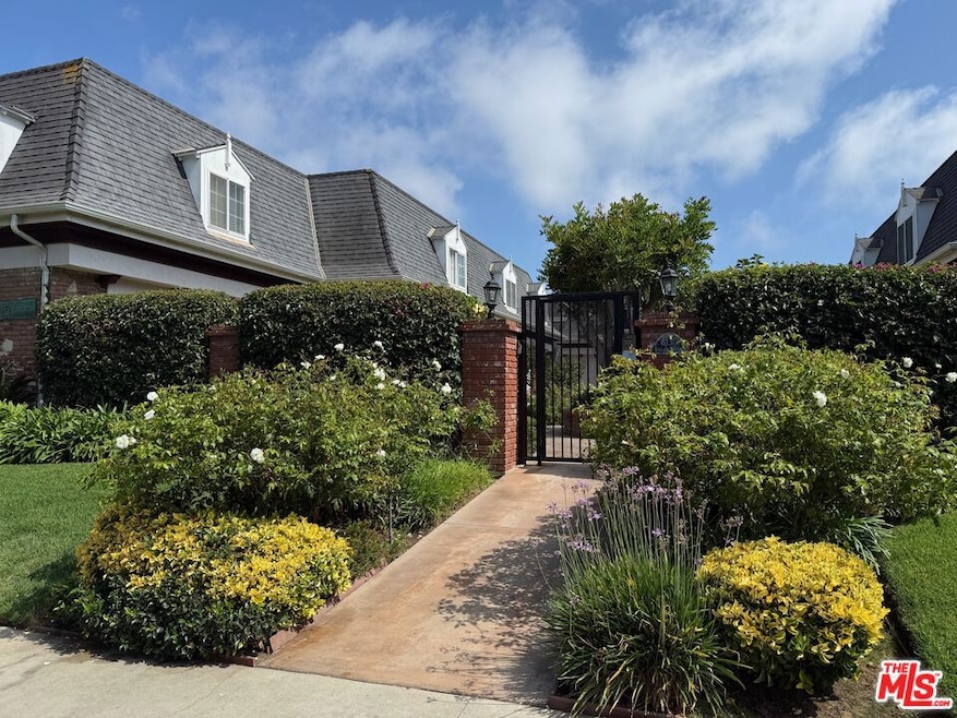 8130 Redlands St unit 15, Playa Del Rey, CA 90293 - photo 1