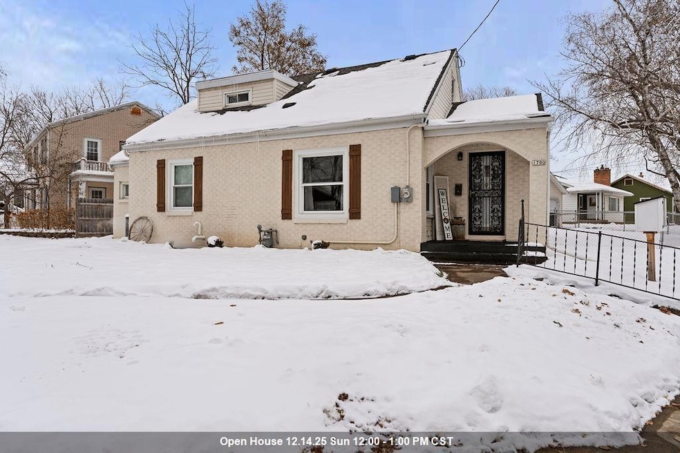 1700 Algoma Blvd, Oshkosh, WI 54901 - photo 1