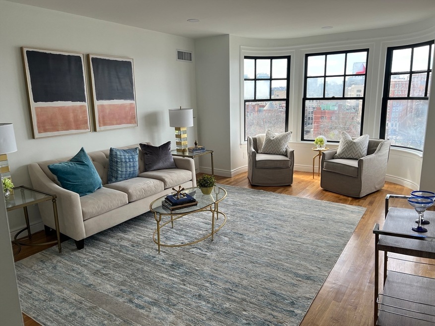 Charlesgate Hall unit 706, Boston, MA 02215 - photo 1