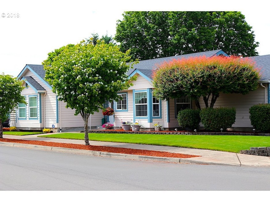 2302 N 32nd St, Springfield, OR 97477 - photo 1