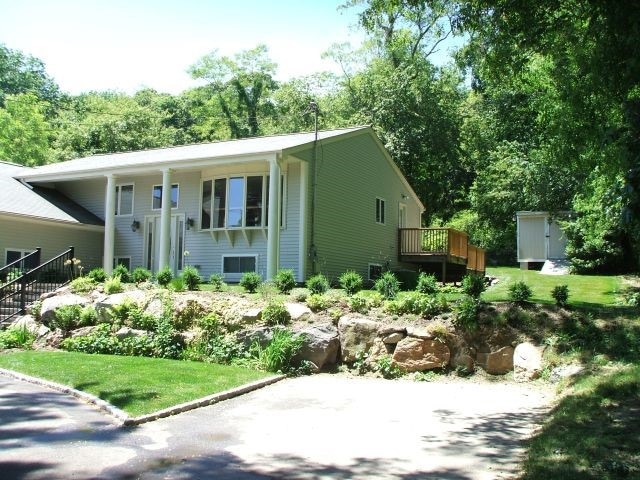 414 Middlebridge Rd, Wakefield, RI 02879 - photo 1