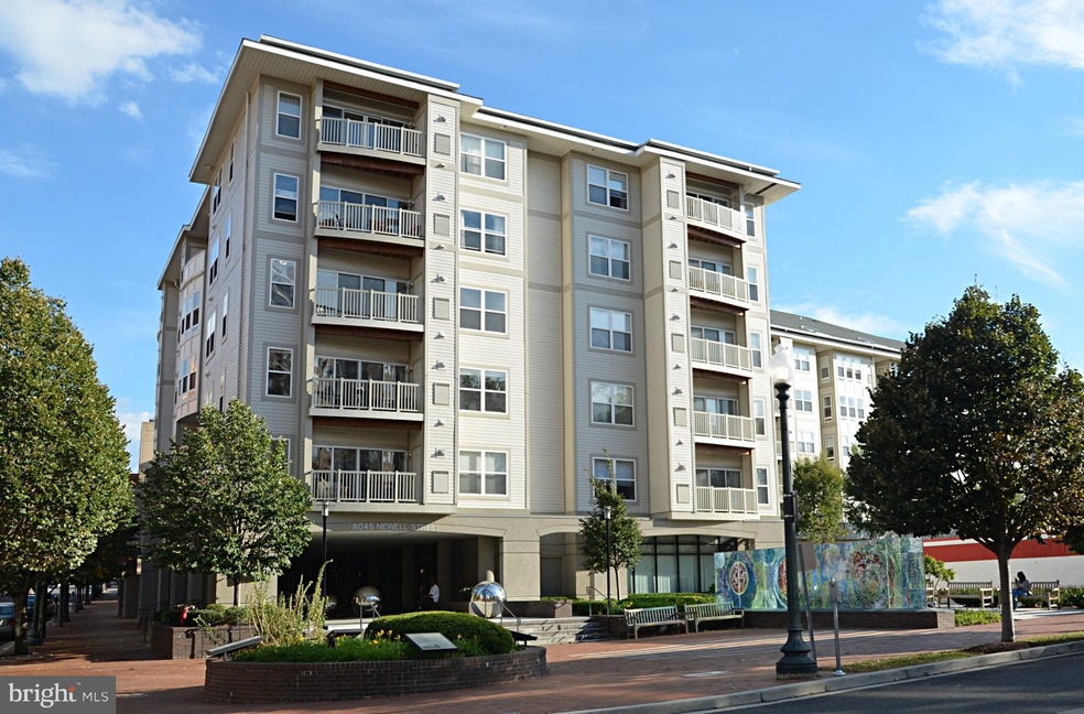 8045 Newell St unit 424, Silver Spring, MD 20910 - photo 1