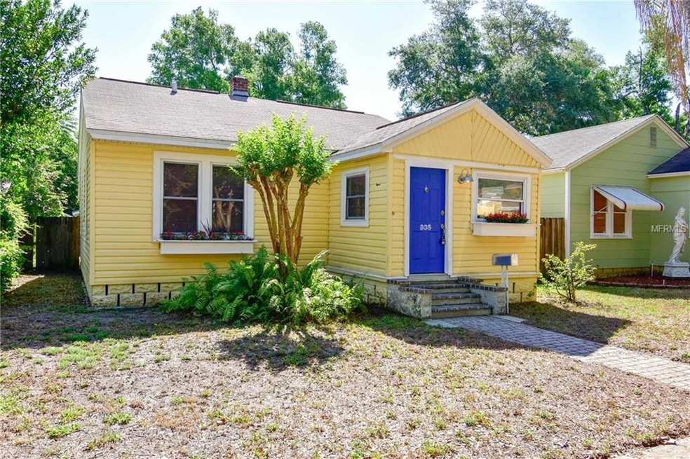 935 Jackson St N, Saint Petersburg, FL 33705 - photo 1