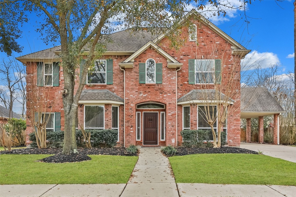 Move-In Ready 16414 Avenplace is happy to welcome you home.