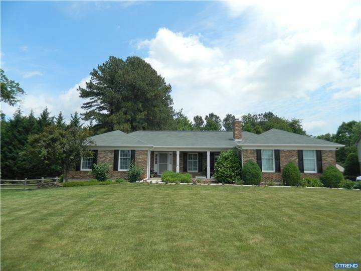 132 Matthew Dr, Bear, DE 19701 - photo 1