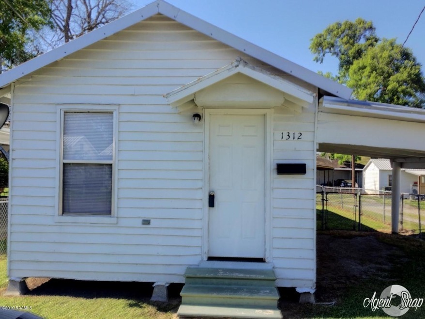 1312 S Weeks St, New Iberia, LA 70560 - photo 1
