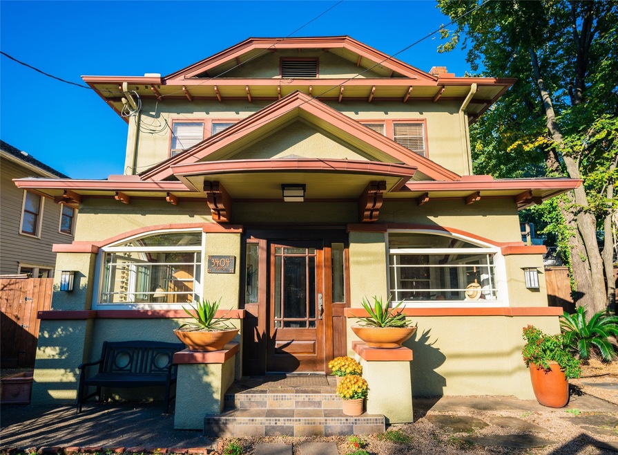 3404 Yupon St, Houston, TX 77006 - photo 1