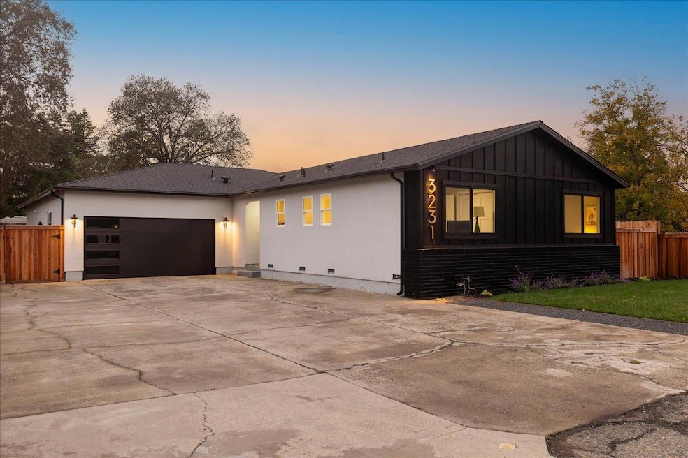 3231 Garfield Ave, Carmichael, CA 95608 - photo 1