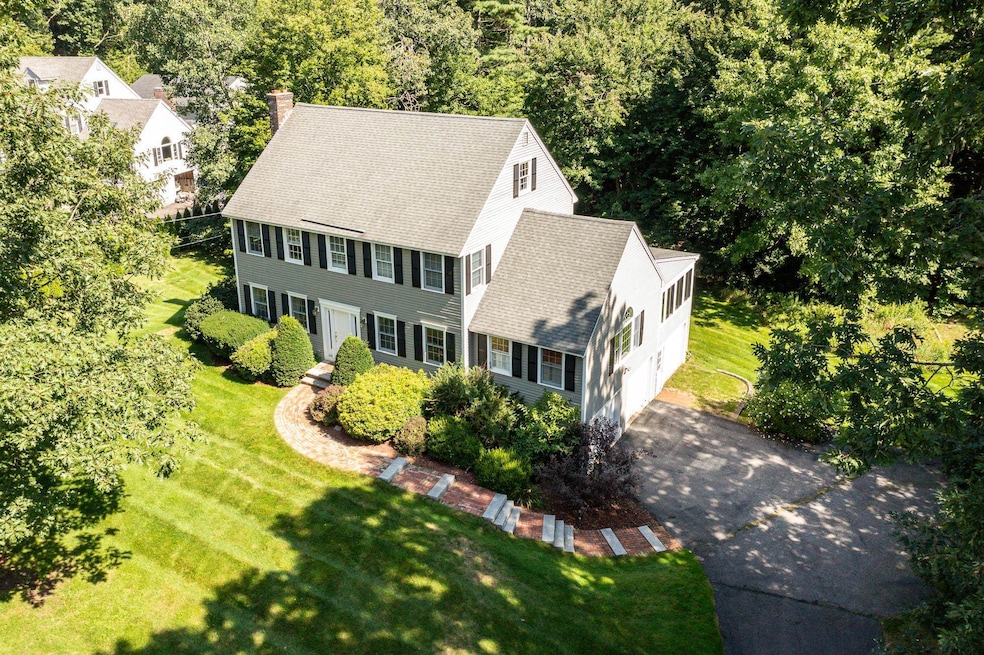 60 Pheasant Ln, Hampstead, NH 03841 - photo 1