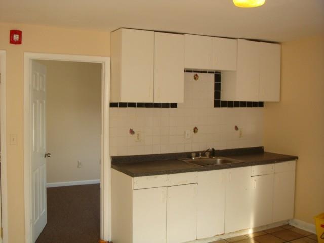 1142 E Main St, Bridgeport, CT 06608 - photo 1