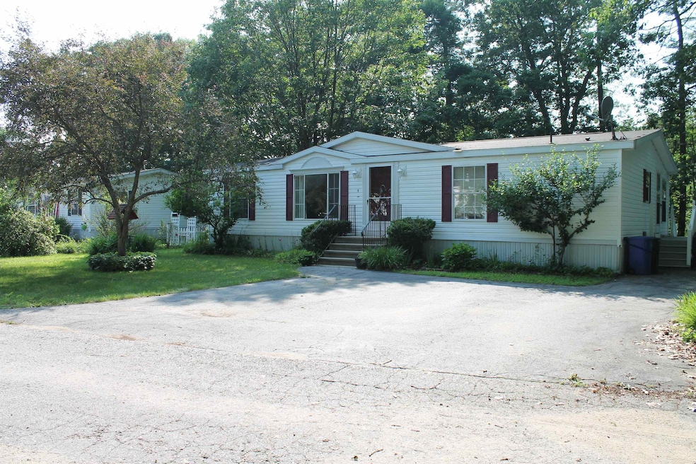 4 Nixon St, Epsom, NH 03234 - photo 1