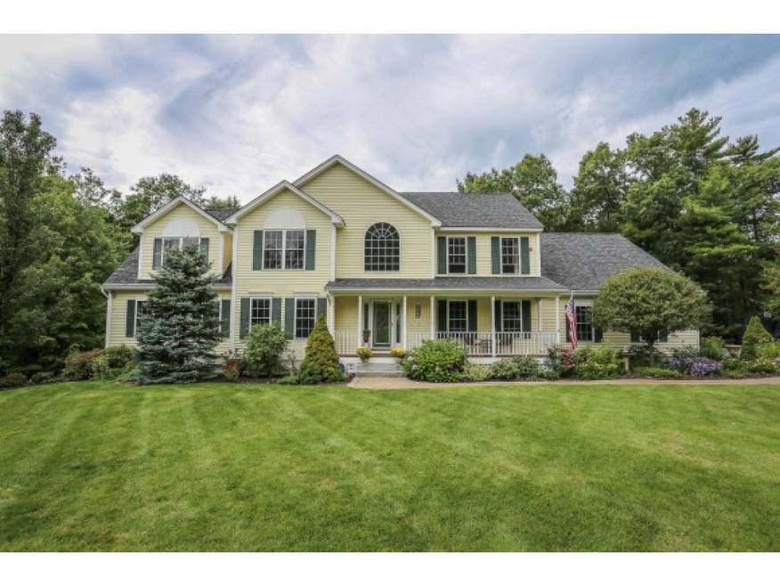 15 Barberry St, Hooksett, NH 03106 - photo 1