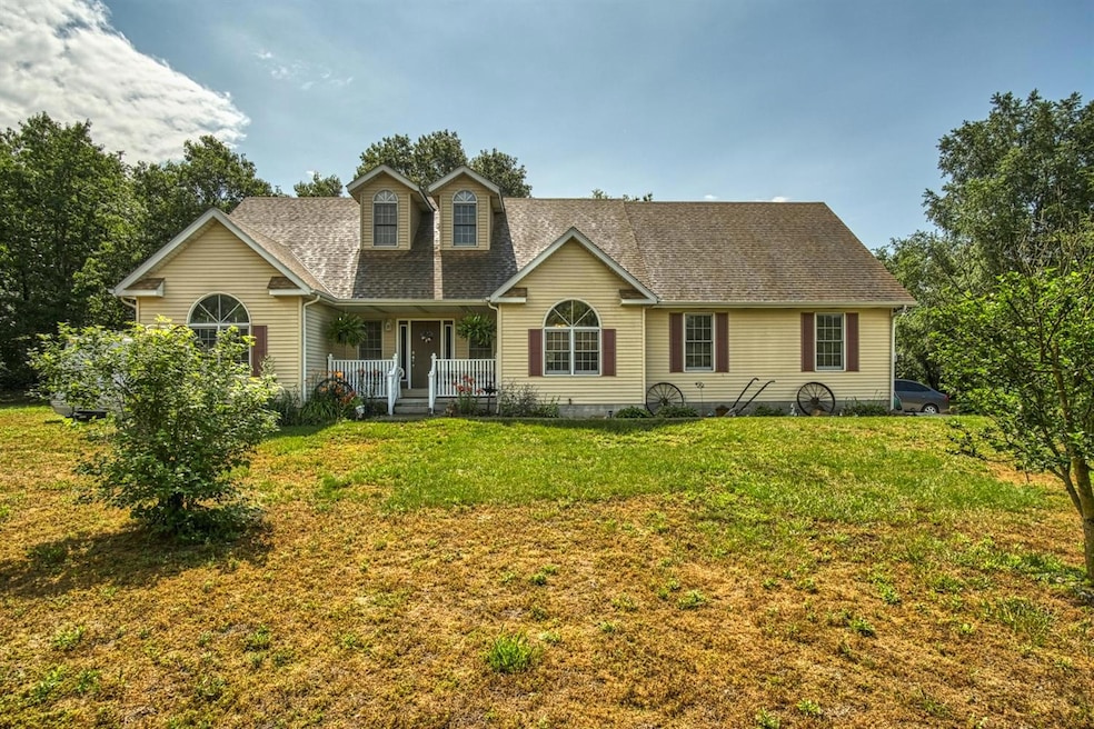 229 Acre Ln, Wheatfield, IN 46392 - photo 1