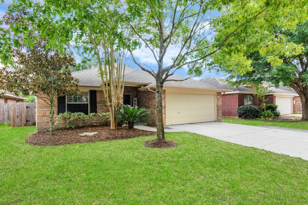 32331 Cross Spring Park Ln, Conroe, TX 77385 - photo 1