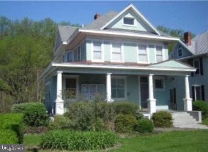 288 S Washington St, Berkeley Springs, WV 25411 - photo 1