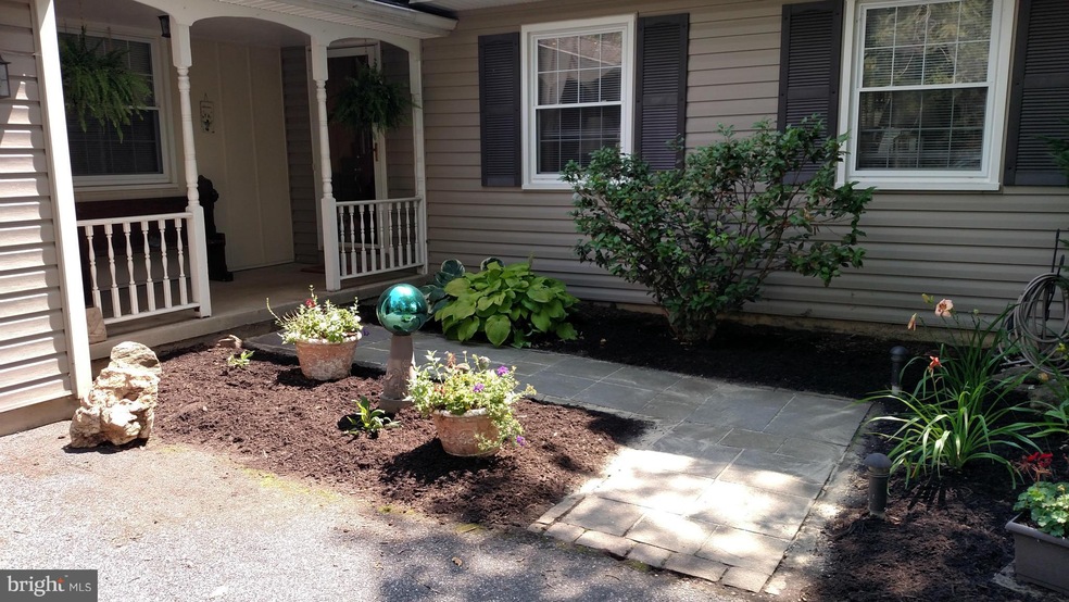 1216 Clearfield Cir, Lutherville Timonium, MD 21093 - photo 1