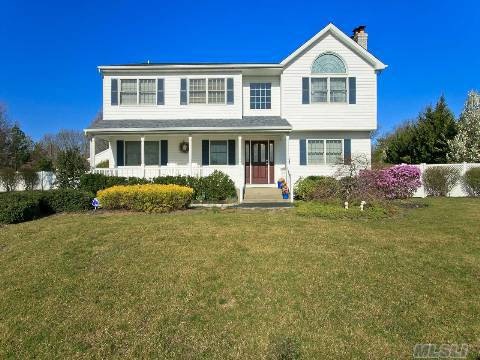 12 Andrea Ln, Holtsville, NY 11742 - photo 1