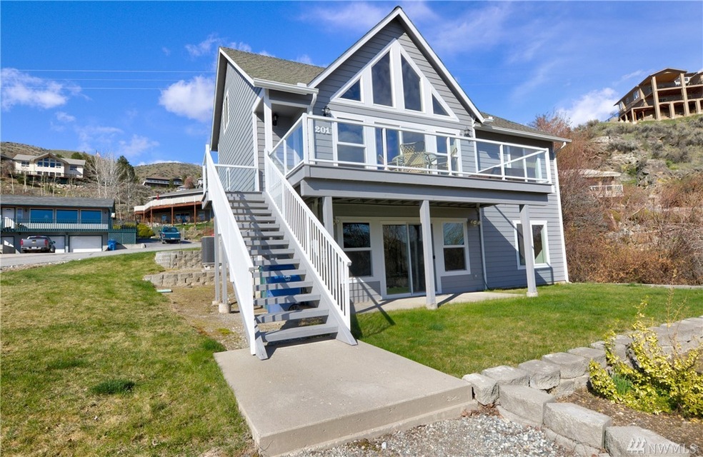 201 Bogey Blvd, Chelan, WA 98816 - photo 1