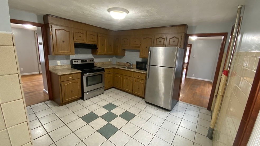 106 Vernal St unit 2, Everett, MA 02149 - photo 1