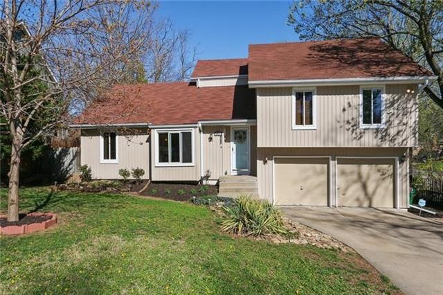 6913 Caenen Ave, Shawnee, KS 66216 - photo 1