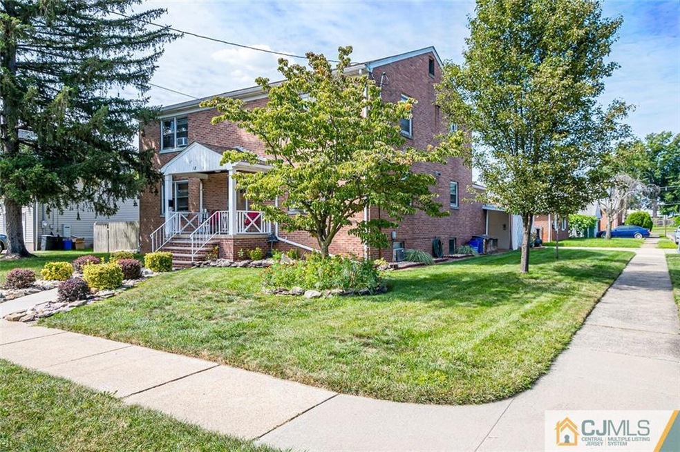 18 Tennyson St, Carteret, NJ 07008 - photo 1