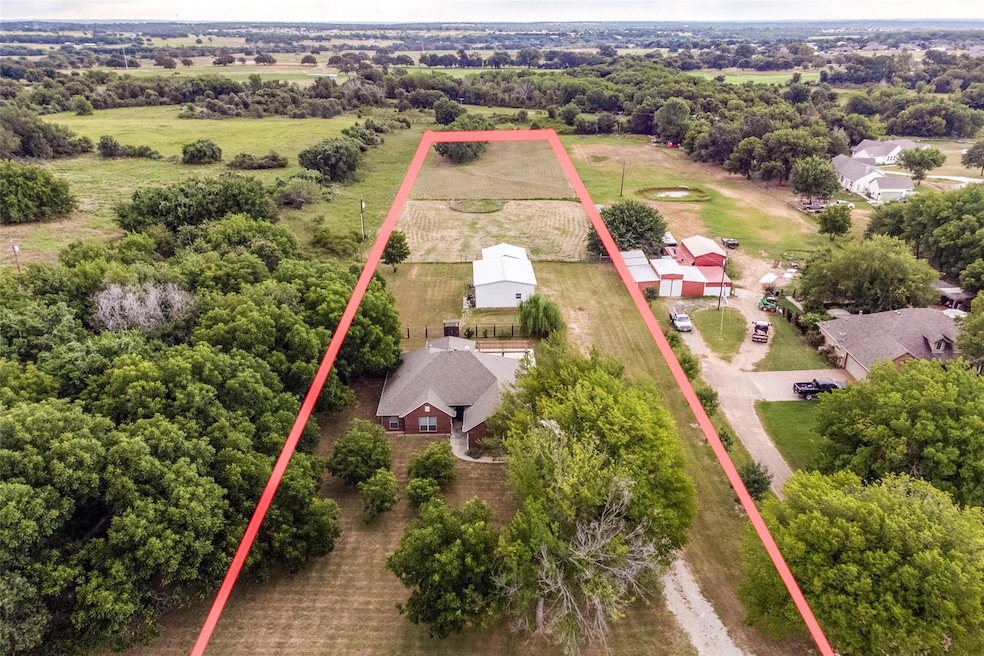 300 Munn Rd, Springtown, TX 76082 - photo 1