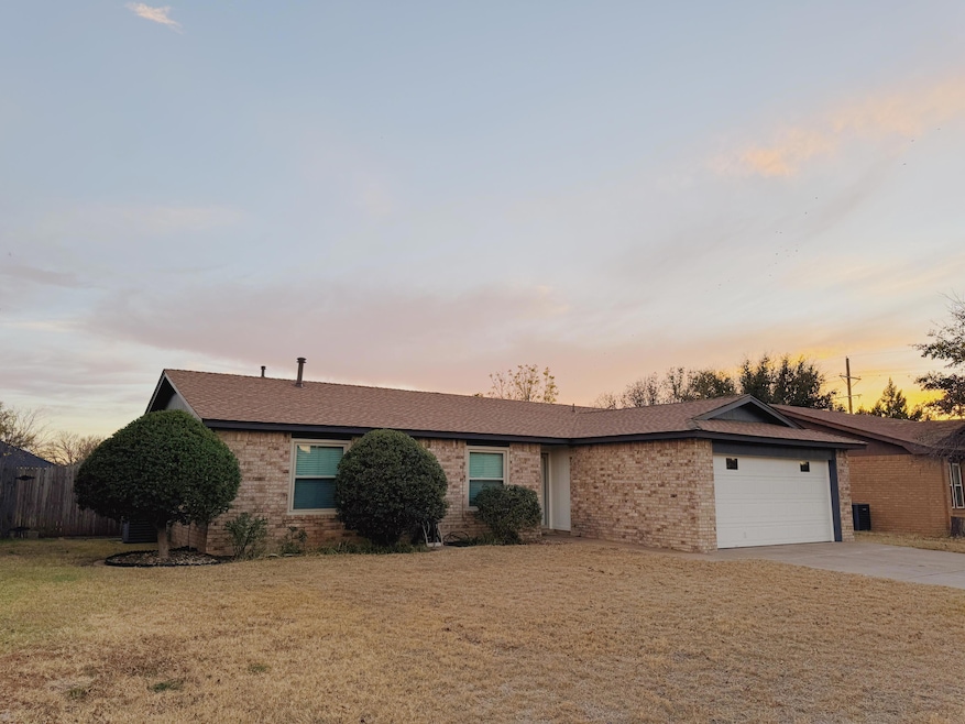 5731 93rd St, Lubbock, TX 79424 - photo 1