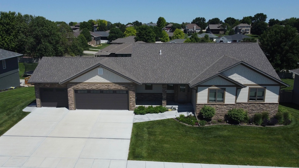 Sold $565,000