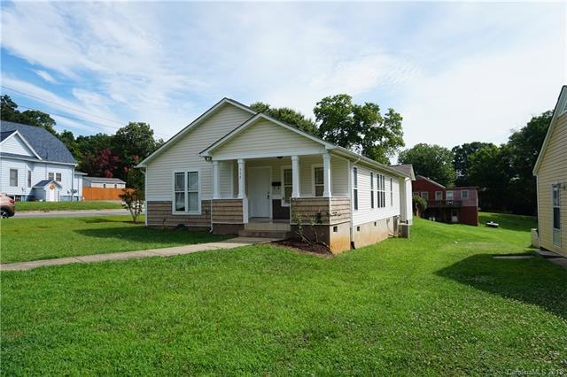 548 N Center St, Statesville, NC 28677 - photo 1