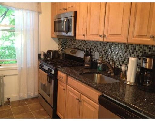 203 Winthrop Rd unit 1, Brookline, MA 02445 - photo 1