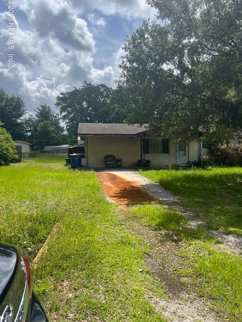 10701 Arnez Rd, Jacksonville, FL 32218 - photo 1