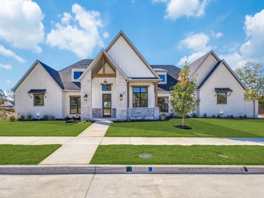 317 Saratoga Dr, Denton, TX 76210 - photo 1