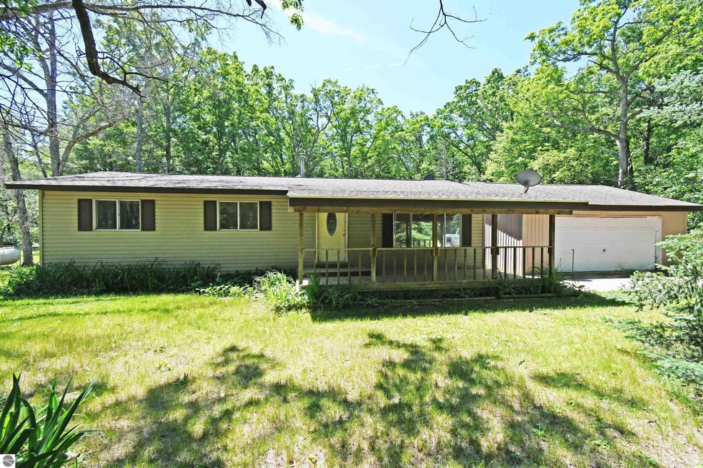 5771 E Esmond Rd, Hale, MI 48739 - photo 1