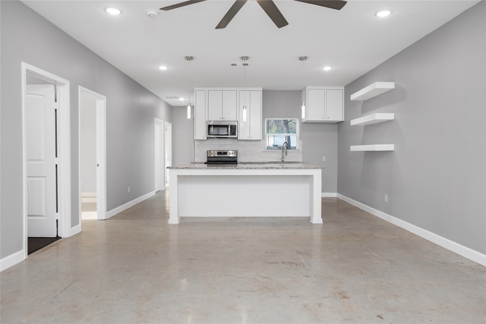 1007 Chase St, Denison, TX 75020 - photo 1