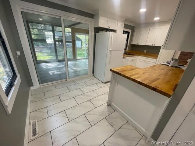 73 Sharon Ave, Torrington, CT 06790 - photo 1