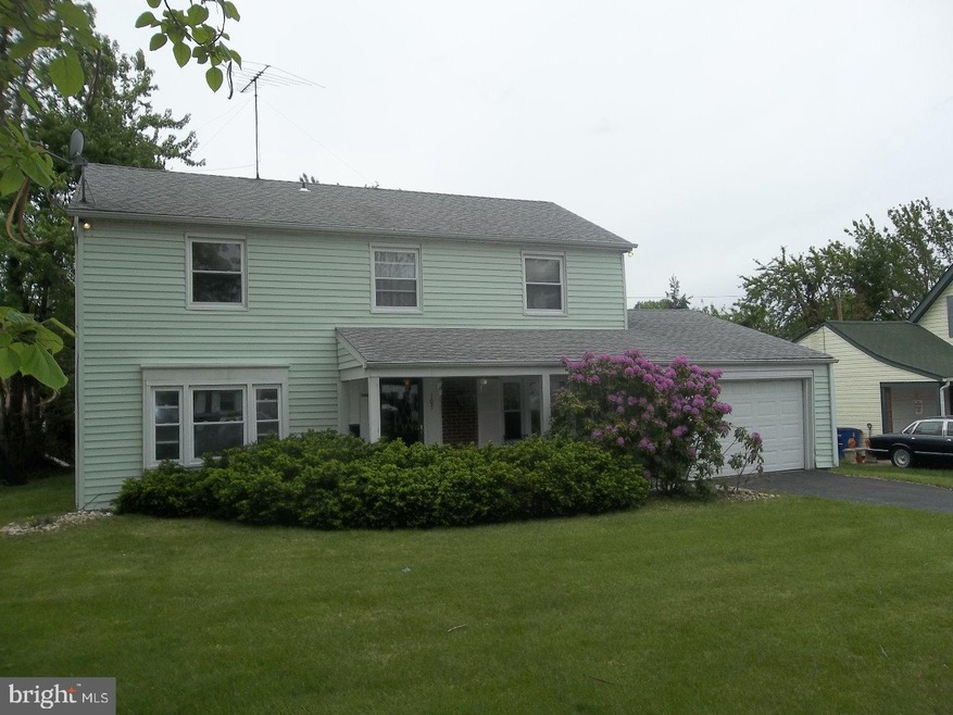 107 Pheasant Ln, Willingboro, NJ 08046 - photo 1