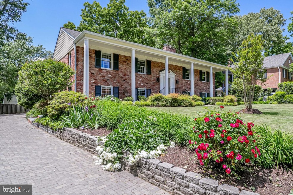 Sold $1,320,000 • Co-Listing Agent