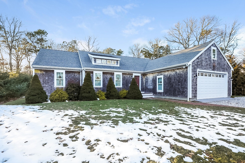 11 Perch Pond Way, Yarmouth Port, MA 02675 - photo 1